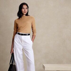 New Banana Republic Ribbed Straight Neck Whiskey Top Size M